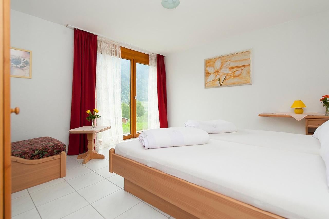 Hotel Cuntera Curaglia الغرفة الصورة